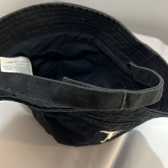 Jordan Toddler black embroidered bucket hat with strap NWOT - Picture 3 of 5